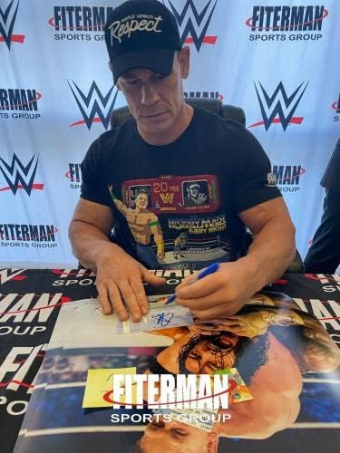 Ексклузивна снимка на Джон Sina с Автограф на WWE 16x20, Удостоверяване на JSA 4 - Снимки Рестлинга с автограф