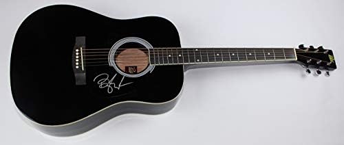 Бари Манилоу, Аз пиша песни На Черна пълен размер акустична китара Loa с автограф
