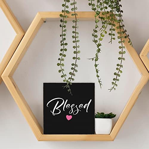 5 x 5 Признаци за Плаки от черно дърво Blessed Black Wood Block, Знак за Подарък дървена кутия Blessed, Украса на масата в полето