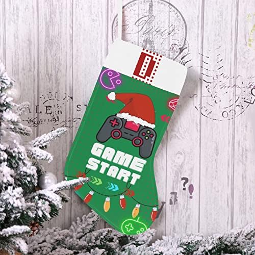 Коледни Чорапи с Монограм, Началото на видеоигри и буквата D, с Размери 18 См, Зелени с инициалом и Бяло