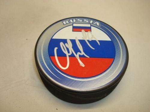 Милен Подписа Хокей шайба на националния отбор на Русия с Автограф на PSA/DNA COA 1A - за Миене на НХЛ с автограф