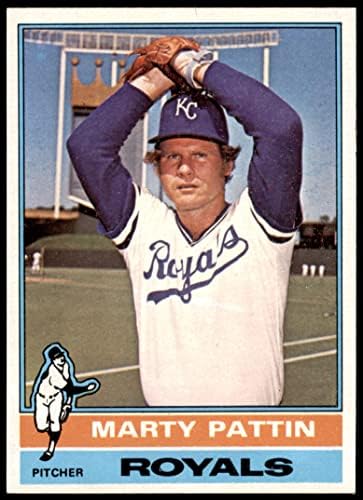 1976 Topps 492 Марти Паттин Канзас Сити Роялз (Бейзболна картичка) NM / MT Рояли