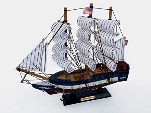 Дървена Мащабна модел на кораба USS Constitution 10 (кафяв)