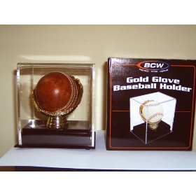 Бейзболен дисплей с акрил Златни Ръкавици BCW 1-AD13