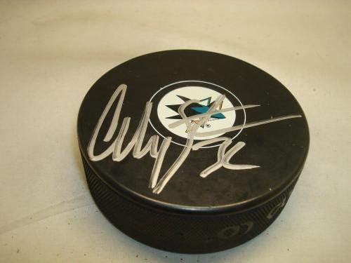 Алекс Стэл подписа хокей шайба Сан Хосе Шаркс с автограф от 1D - Autograph NHL Pucks
